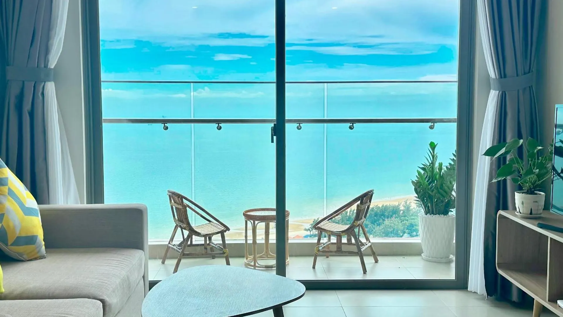 The Song Vung Tau Xinh Apartment Vietnam